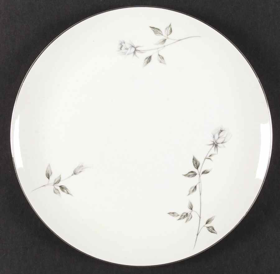 Normandy Dinner Plate by Meito-1