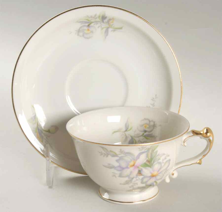 Pastelle Empire Footed Cup & Saucer Set by Meito-1