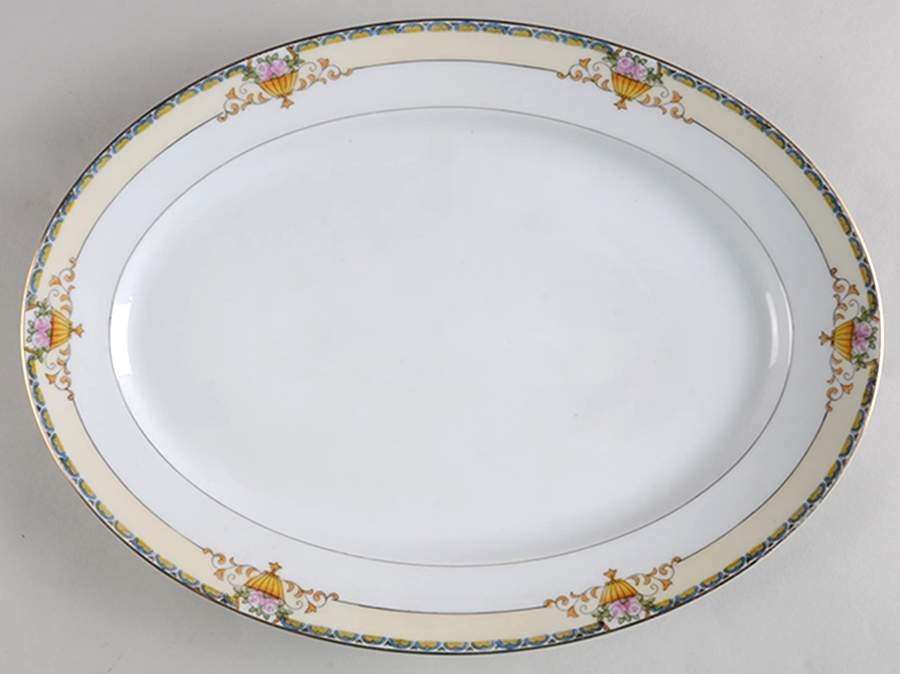 Plaza 13" Oval Serving Platter by Meito-1