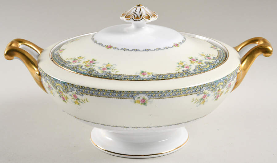 Portia Round Covered Vegetable by Meito-1