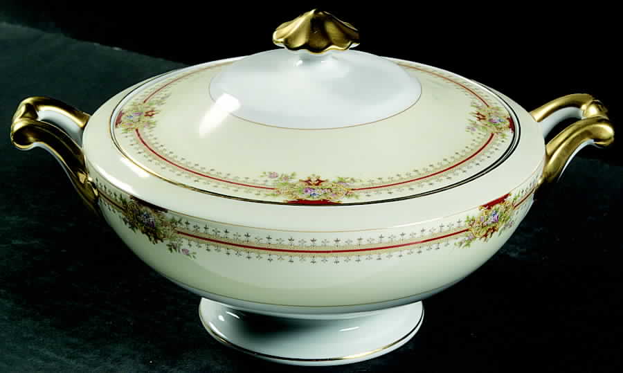 Regina Round Covered Vegetable by Meito-1