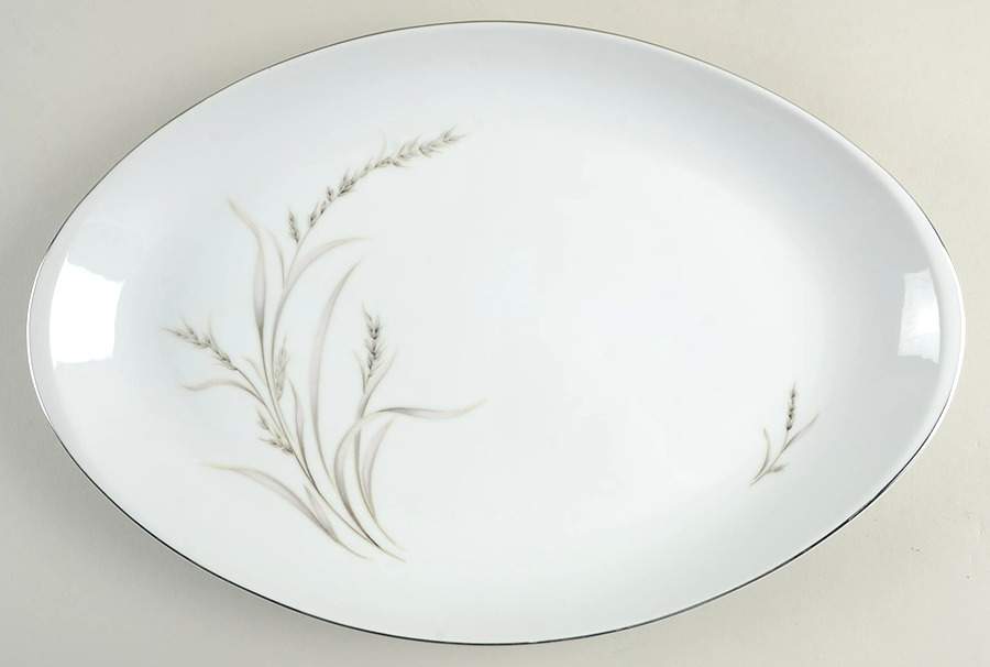 Remembrance 16" Oval Serving Platter by Meito-1
