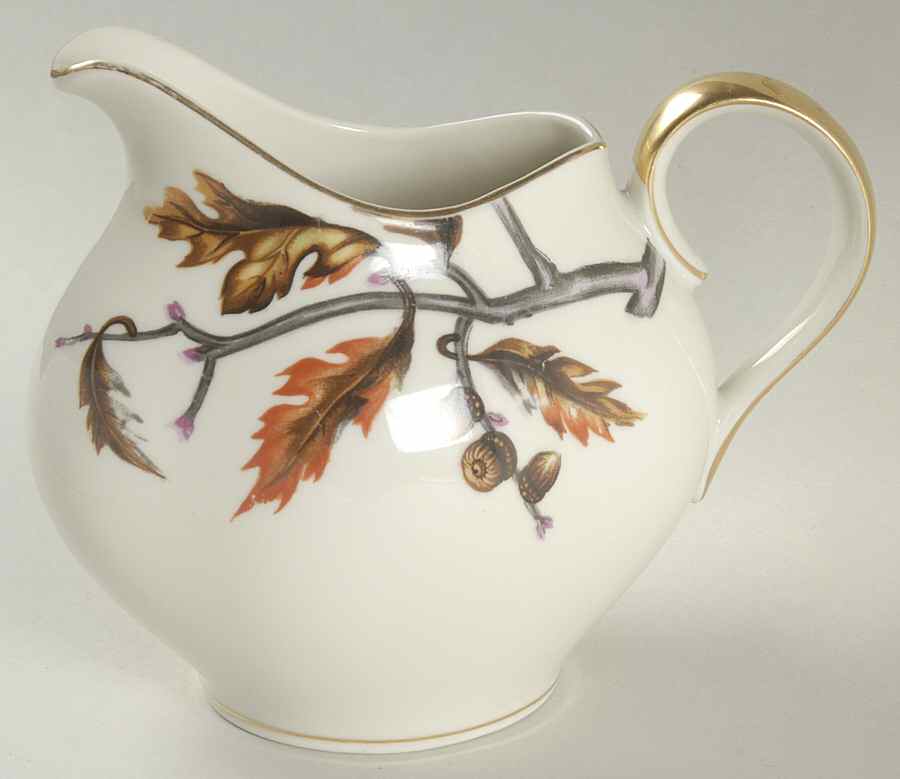 Royal Oak Creamer by Meito-1