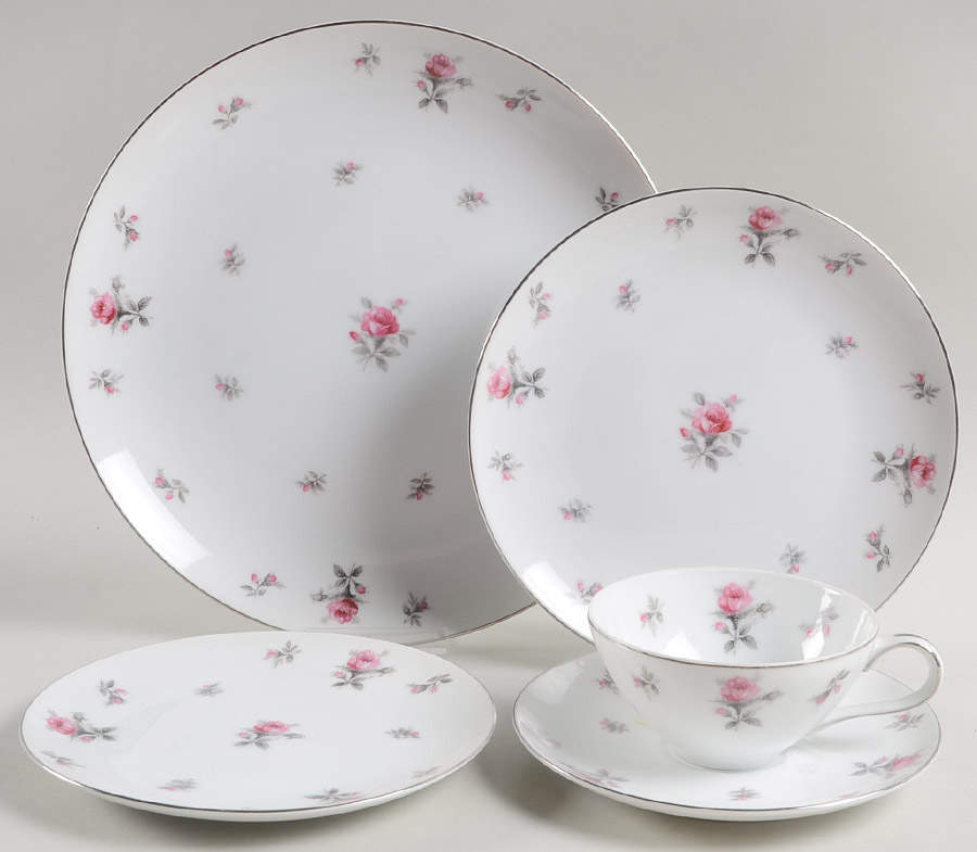 Rosechintz 40 Piece Estate Set by Meito-1