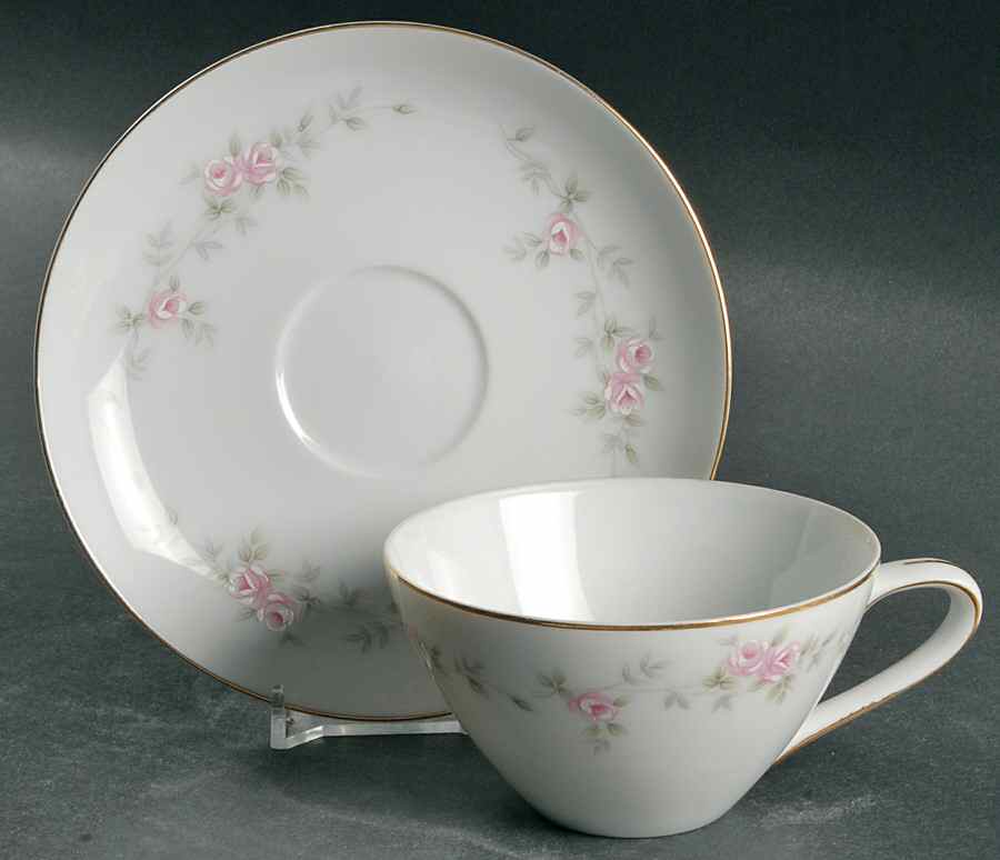 Rose Vine Flat Cup & Saucer Set by Meito-1
