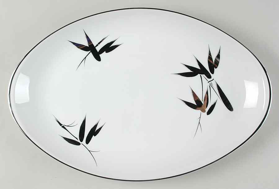Shining Hope 16" Oval Serving Platter by Meito-1