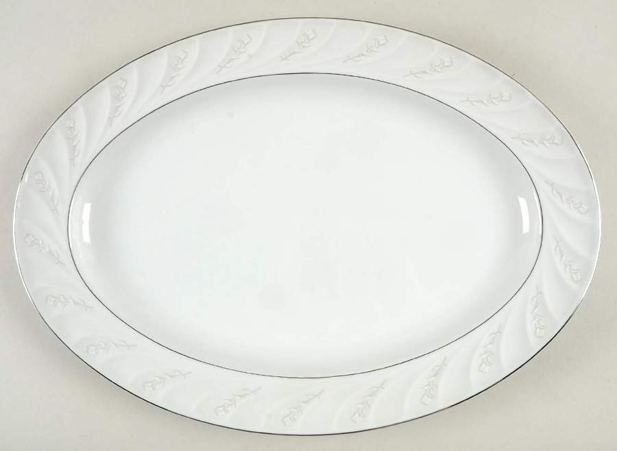 Snow Rose 16" Oval Serving Platter by Meito-1