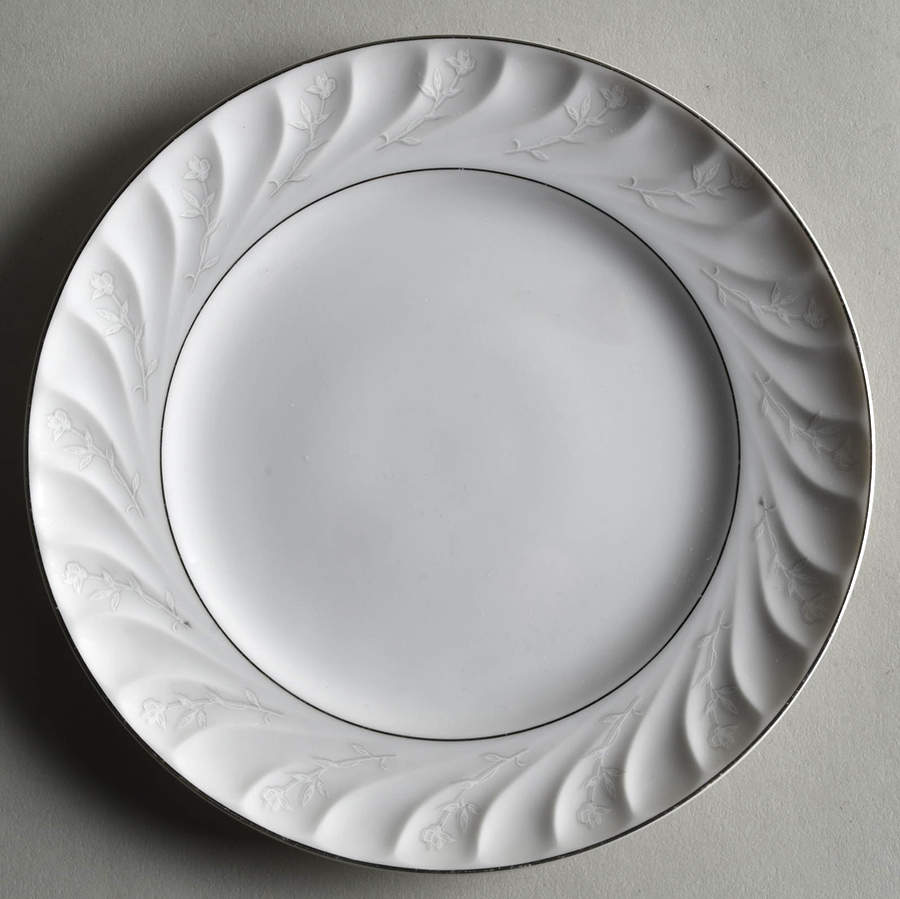 Snow Rose Bread & Butter Plate by Meito-1