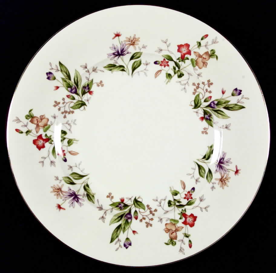 Spring Garden Dinner Plate by Meito-1