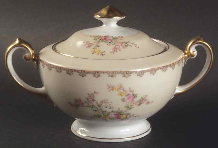 Suffolk Sugar Bowl & Lid by Meito-1