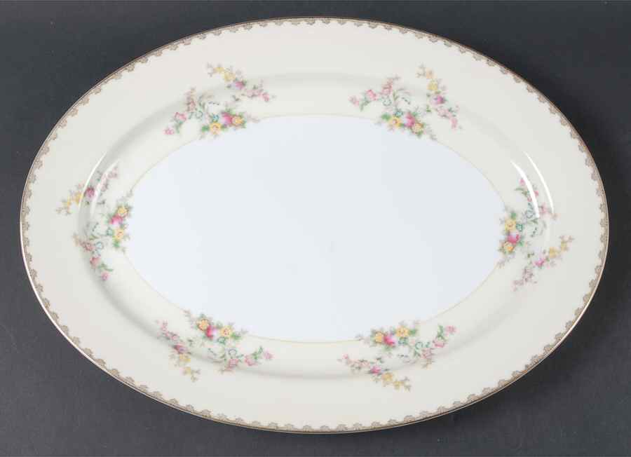 Suffolk 16" Oval Serving Platter by Meito-1