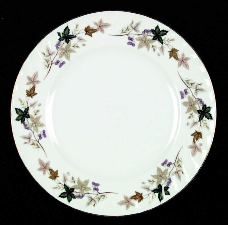 Surrey Dinner Plate by Meito-1