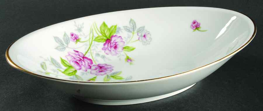 Sweet Heart 11" Oval Vegetable Bowl by Meito-1