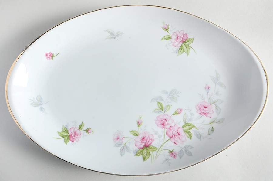 Sweet Heart 16" Oval Serving Platter by Meito-1