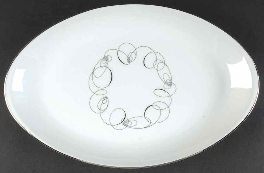 Tempo 14" Oval Serving Platter by Meito-1