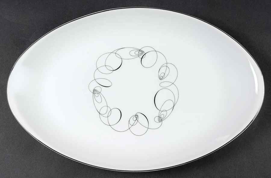 Tempo 13" Oval Serving Platter by Meito-1