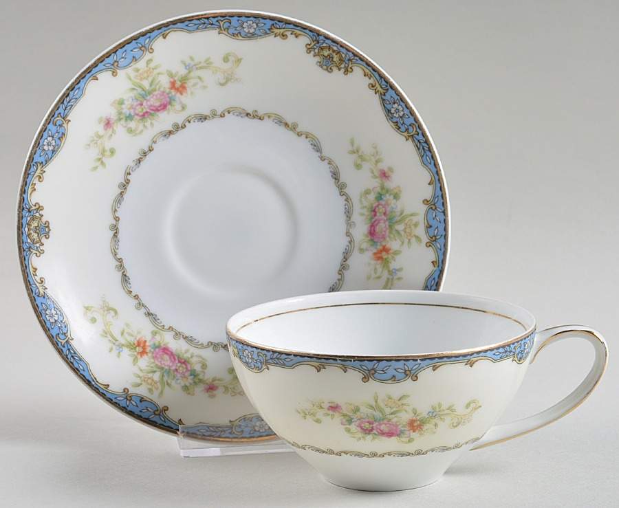 Thames Footed Cup & Saucer Set by Meito-1