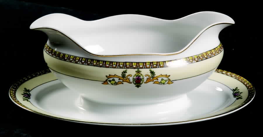 Toledo Gravy Boat with Attached Underplate by Meito-1