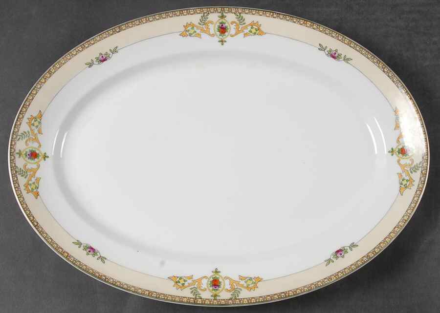 Toledo 13" Oval Serving Platter by Meito-1