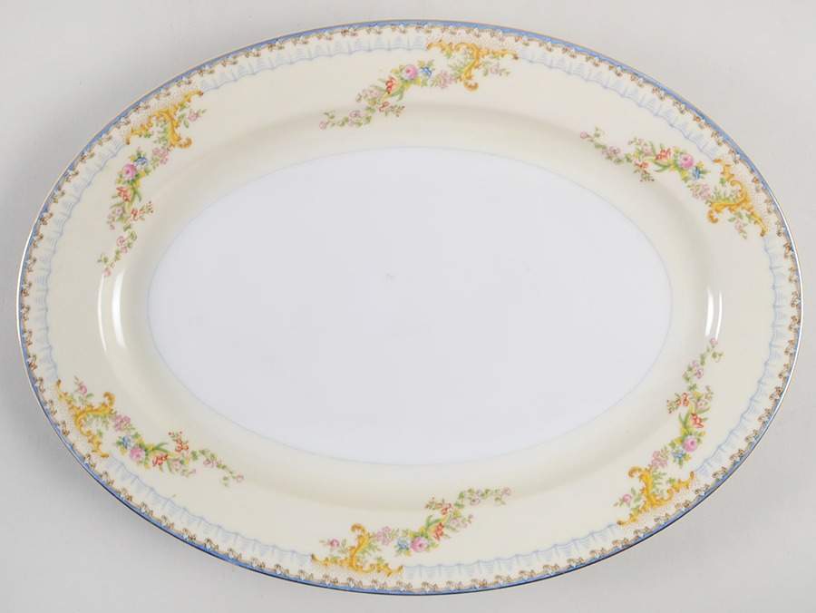 Utica 14" Oval Serving Platter by Meito-1