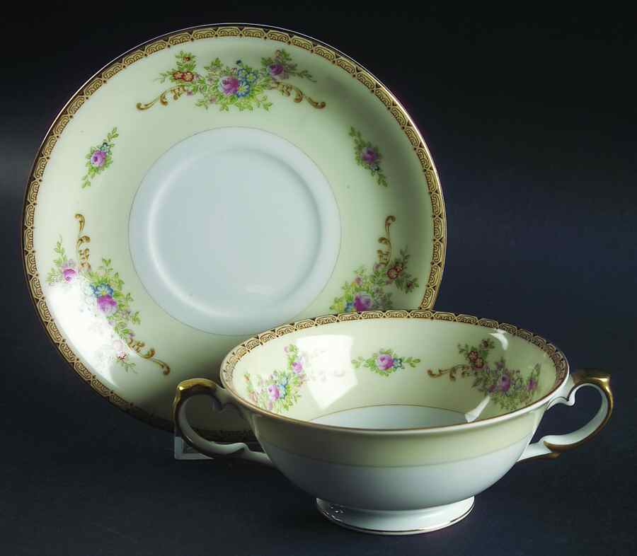V1667  Footed Cream Soup Bowl & Saucer Set by Meito-1