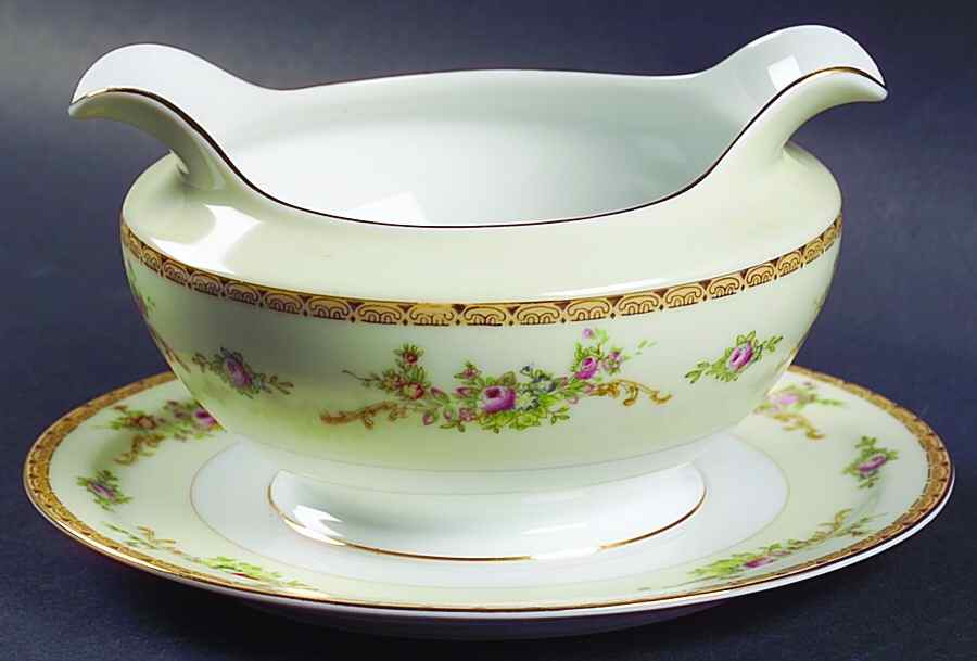 V1667  Gravy Boat with Attached Underplate by Meito-1