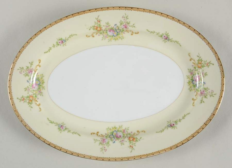 V1667  12" Oval Serving Platter by Meito-1
