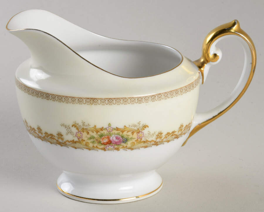 V1876 Creamer by Meito-1