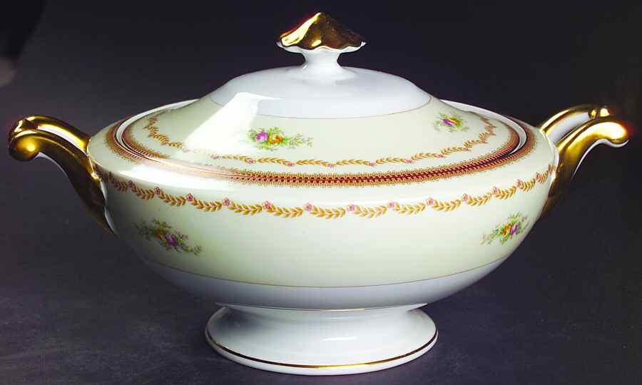 V1881 Round Covered Vegetable by Meito-1