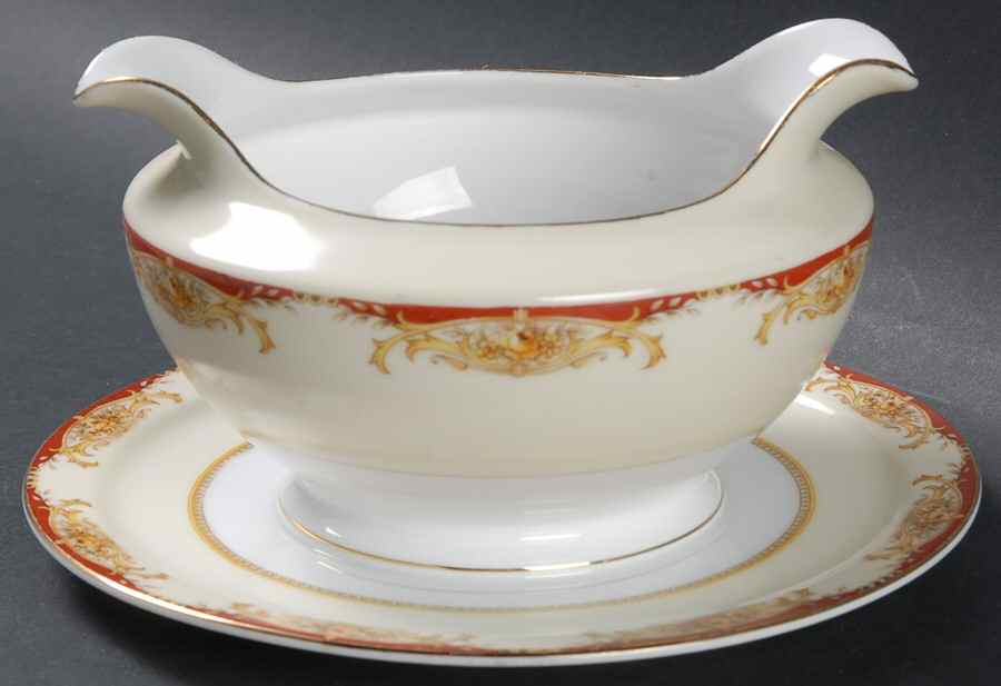 V2010 Gravy Boat with Attached Underplate by Meito-1