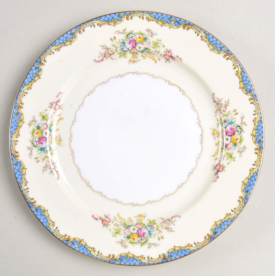 V2032A Salad Plate by Meito-1