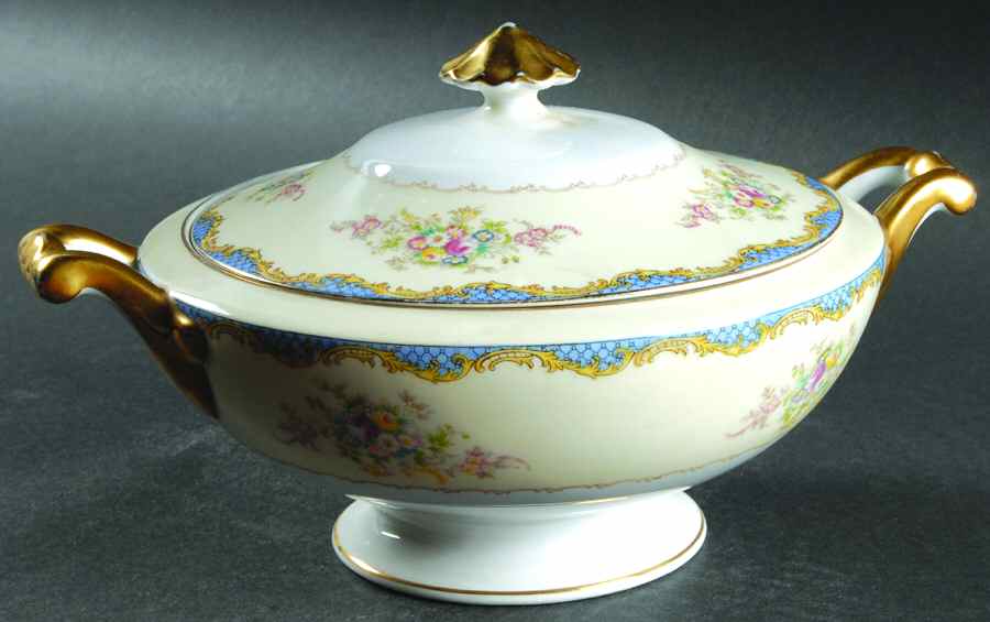 V2032A Round Covered Vegetable by Meito-1
