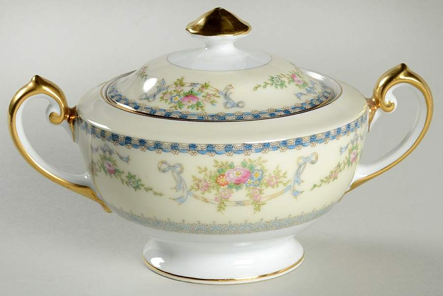 V2036 Sugar Bowl & Lid by Meito-1