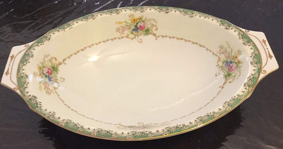 V2160 11" Oval Vegetable Bowl by Meito-1