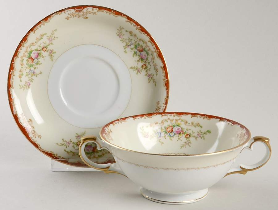 V2161 Footed Cream Soup Bowl & Saucer Set by Meito-1