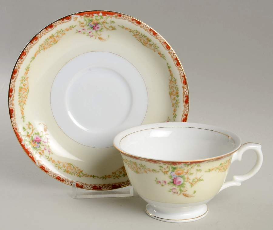 V2163 Footed Cup & Saucer Set by Meito-1