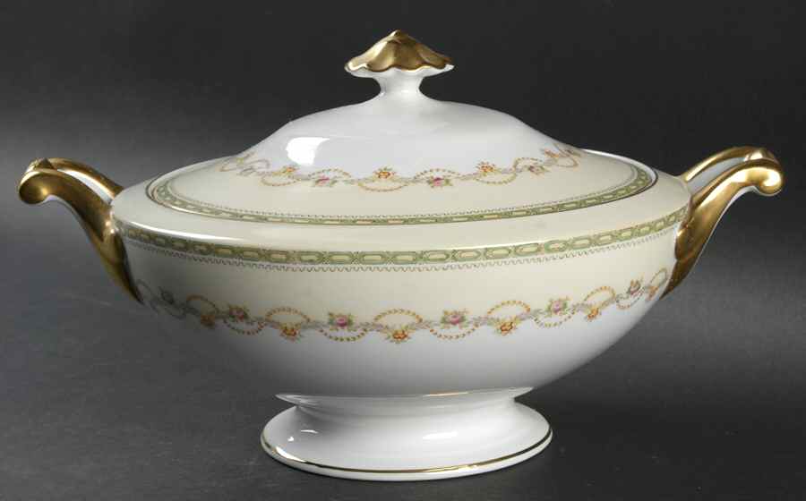 V2405 Round Covered Vegetable by Meito-1