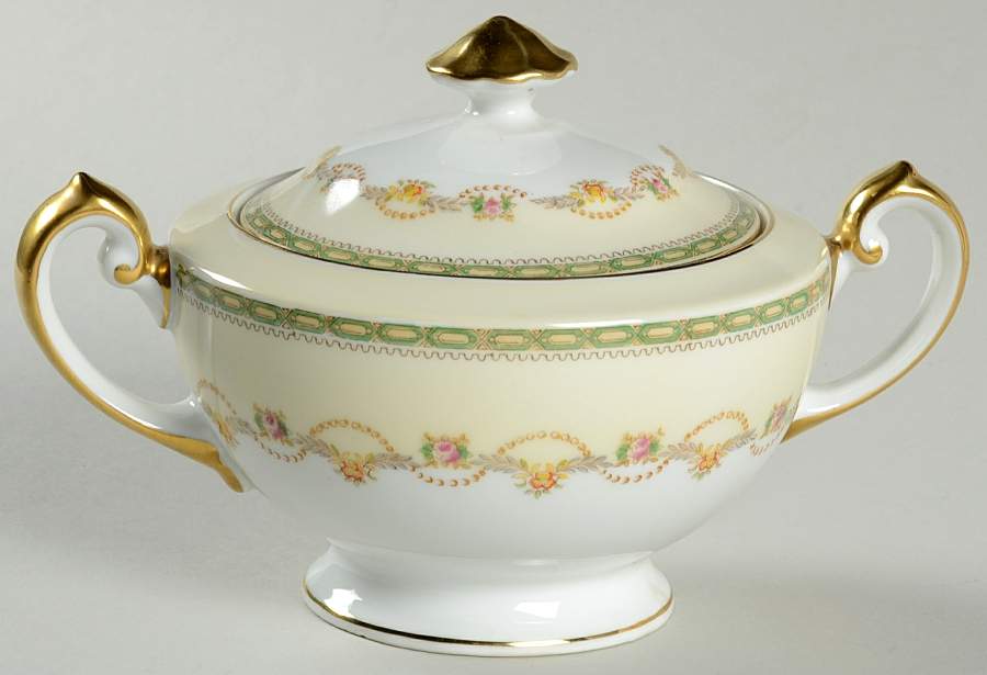 V2405 Sugar Bowl & Lid by Meito-1