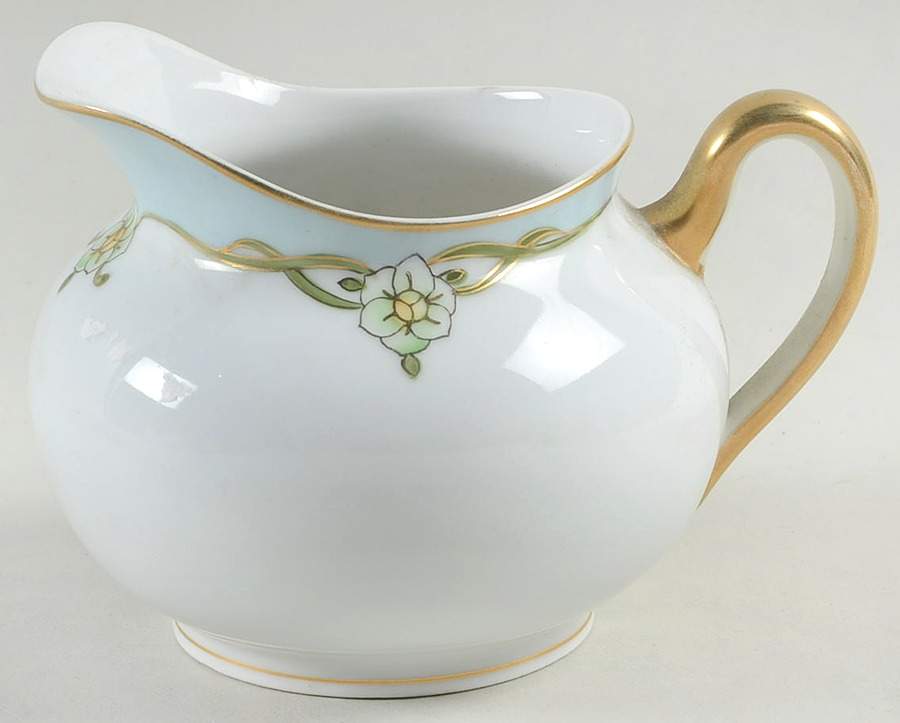 Vendome Creamer by Meito-1