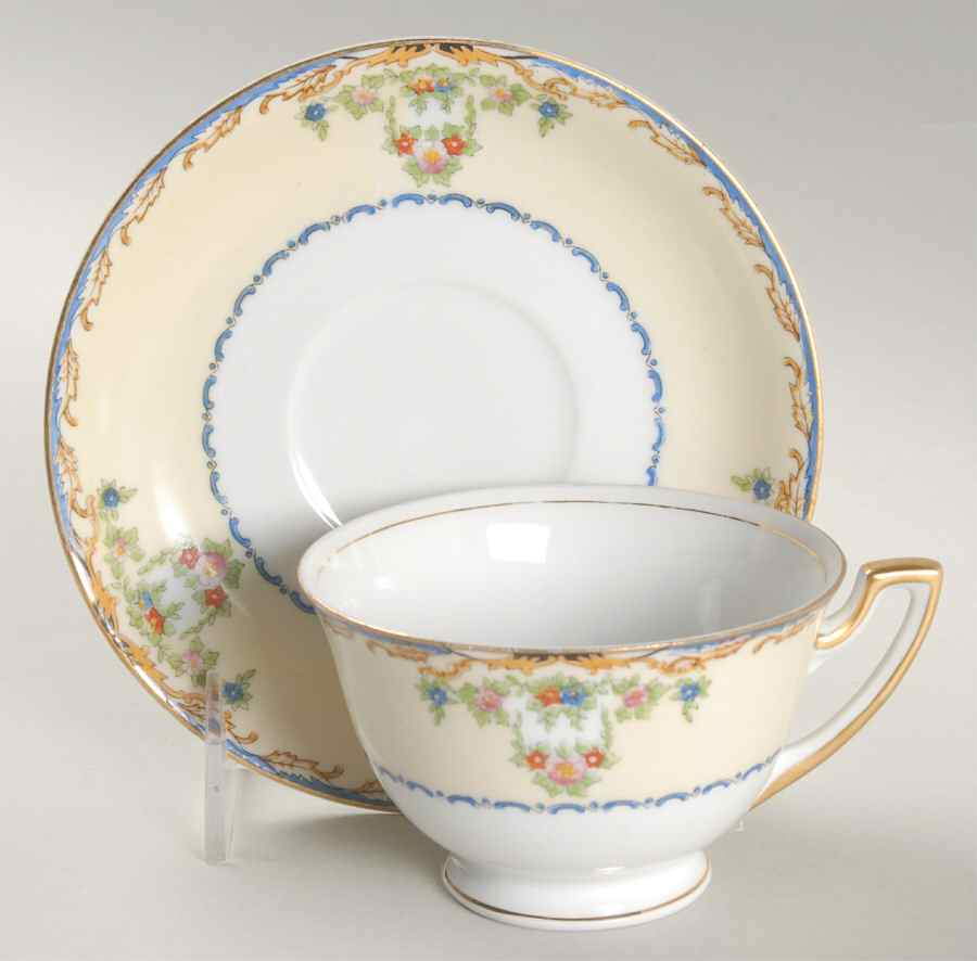 The Vernon Footed Cup & Saucer Set by Meito-1