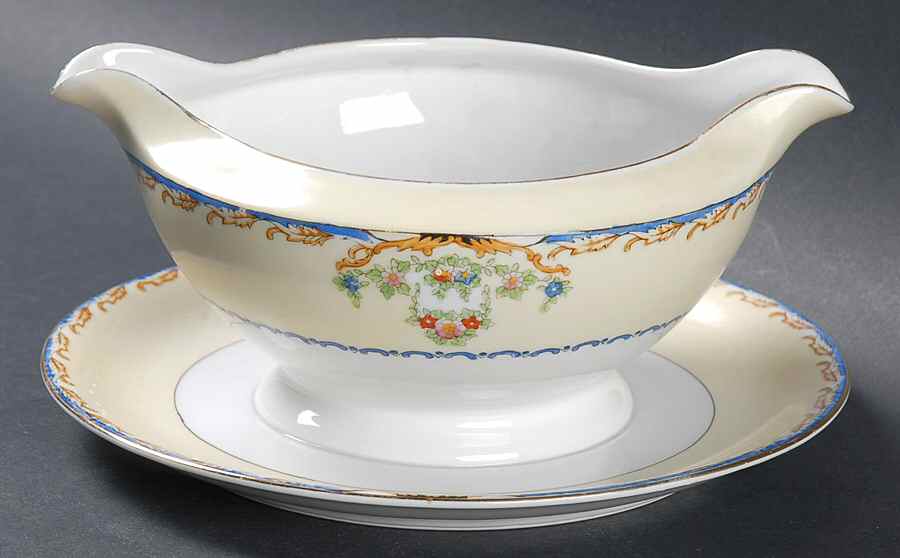 The Vernon Gravy Boat with Attached Underplate by Meito-1