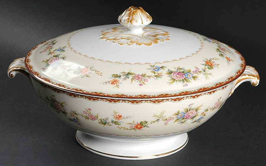 Vera Round Covered Vegetable by Meito-1
