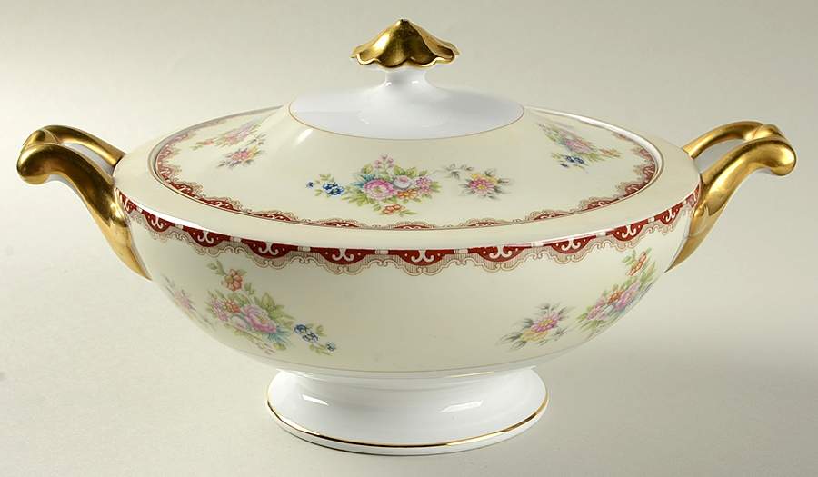 Versailles (James) Round Covered Vegetable by Meito-1