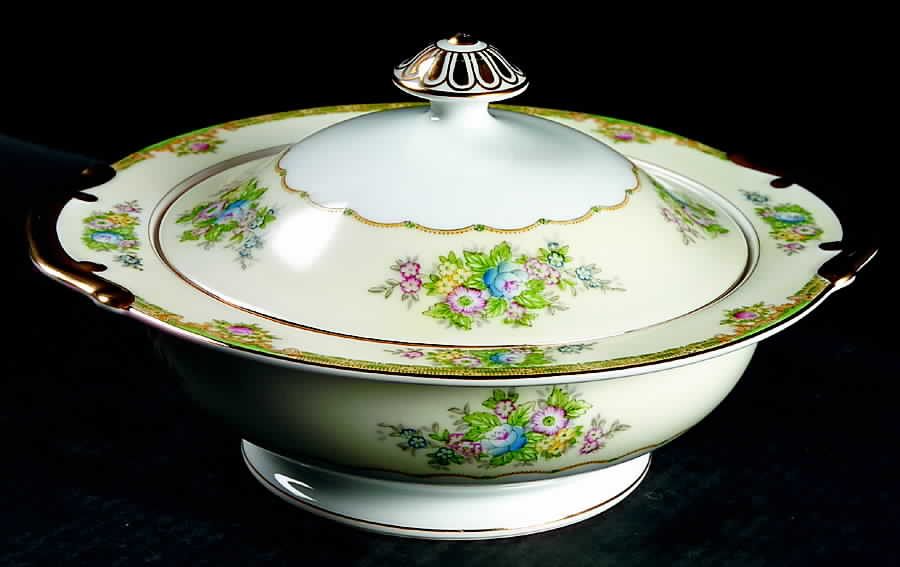 Woodbine Round Covered Vegetable by Meito-1