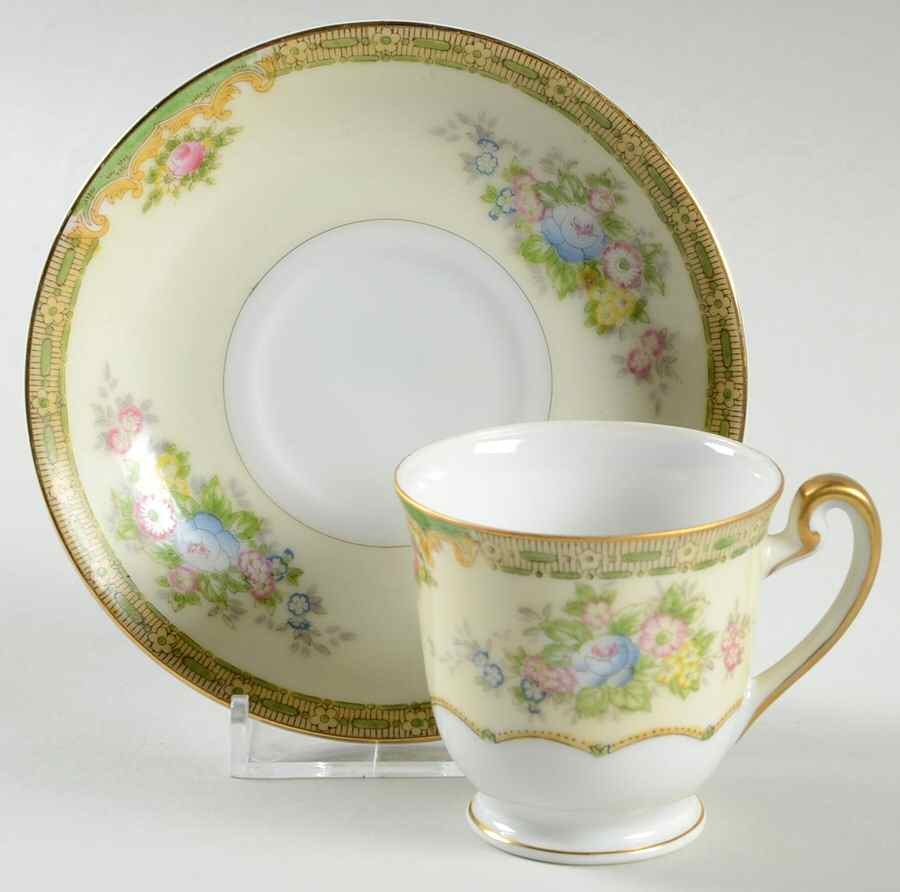 Woodbine Footed Demitasse Cup & Saucer Set by Meito-1