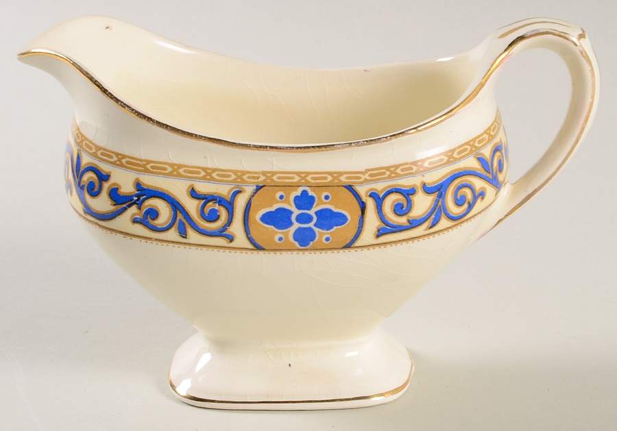 Academy Creamer by J & G Meakin-1