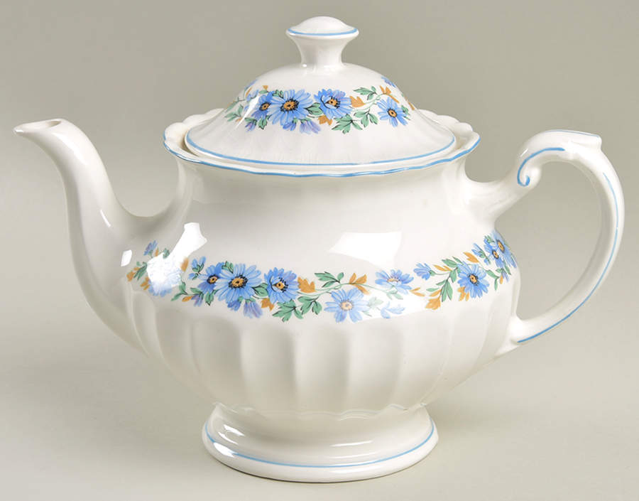 Alpine Mist Teapot & Lid by J & G Meakin-1