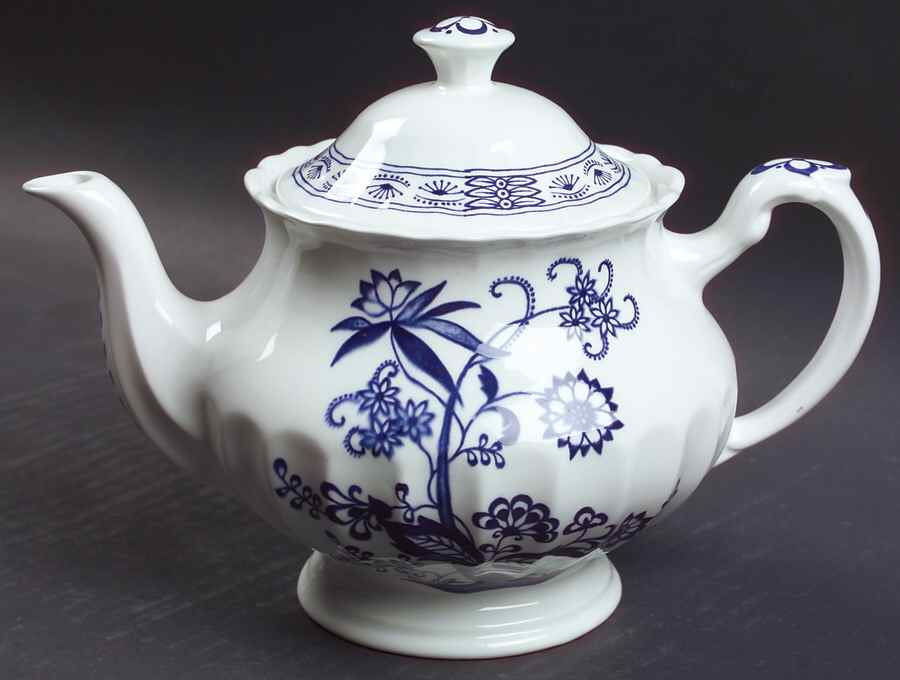 Blue Nordic Teapot & Lid by J & G Meakin-1
