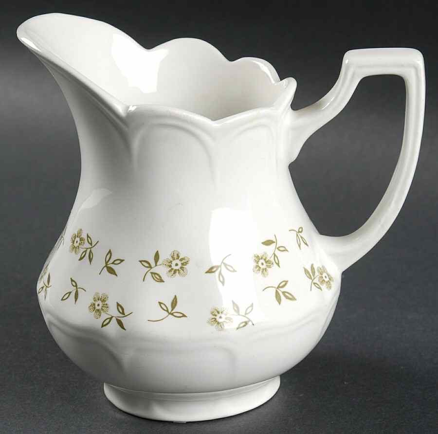 Blossom Time Green Creamer by J & G Meakin-1