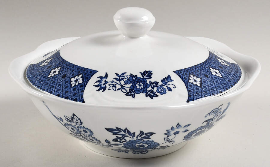 Cathay Round Covered Vegetable by J & G Meakin-1